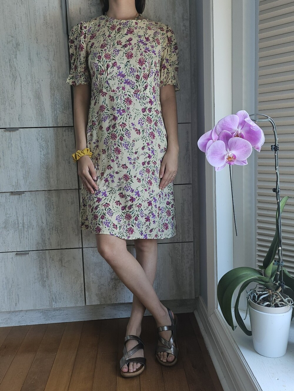 Velvet, Size XS Fits XS,  S, M, Floral Summer Short Sleeve Dress With Pockets